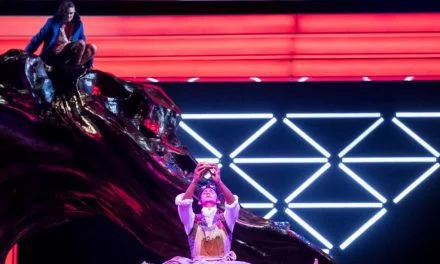 Review of Frankenstein – Playing with Fire at Guthrie Theater