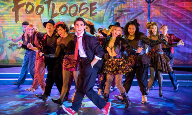 Review of Footloose at the Chanhassen Dinner Theatres