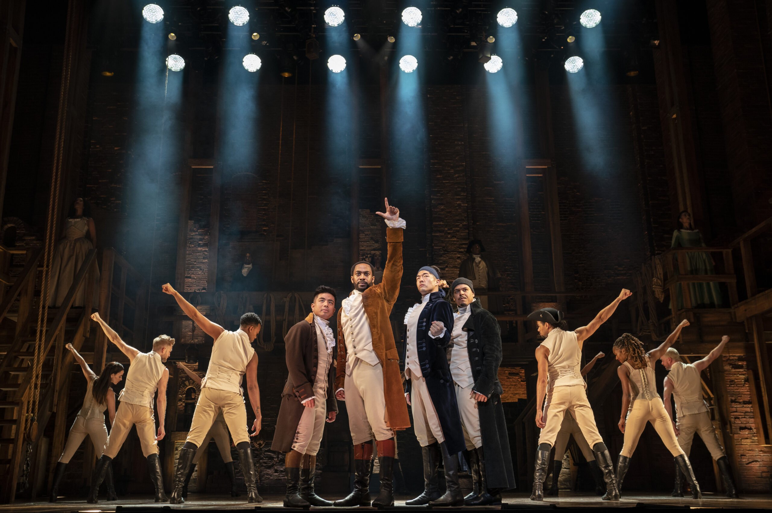 Review of Hamilton on tour at the Orpheum in Minneapolis Play Off The